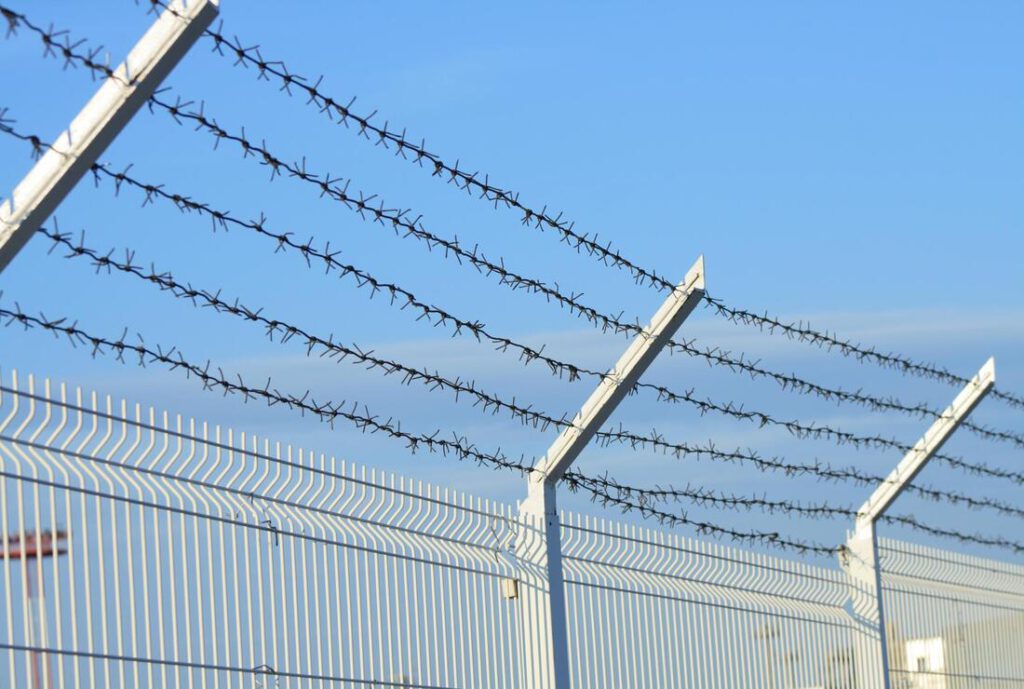 frisco-fence-experts-security-fences-1_orig